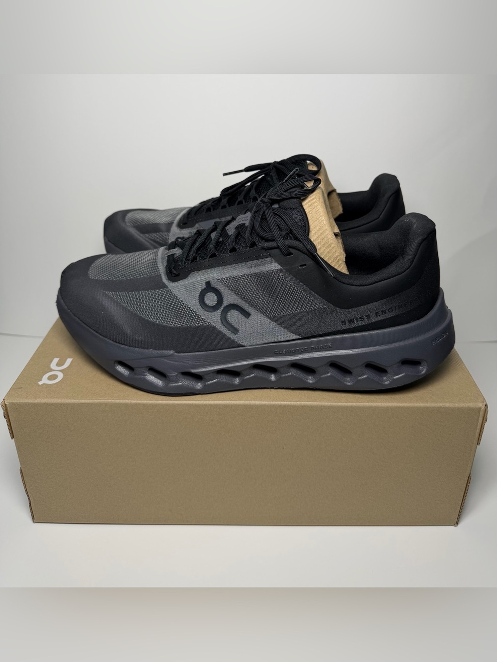 NIB On Cloudsurfer Next Mens 10.5W Wide Black Athletic Running Shoes Trainer NEW - Picture 10 of 16